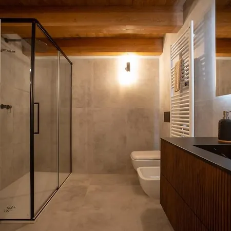 Casa Heidi كومو